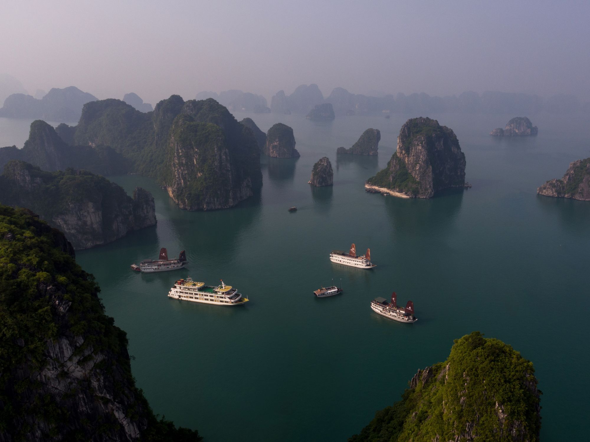 Hotel Garden Bay Legend Cruise à Hạ Long Extérieur photo